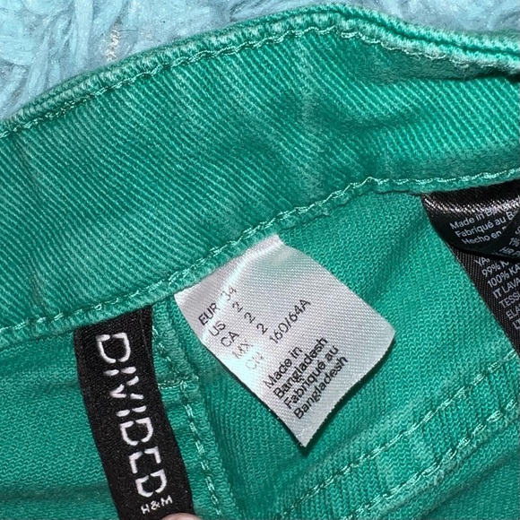 H&M Jeans - Picture 2 of 5
